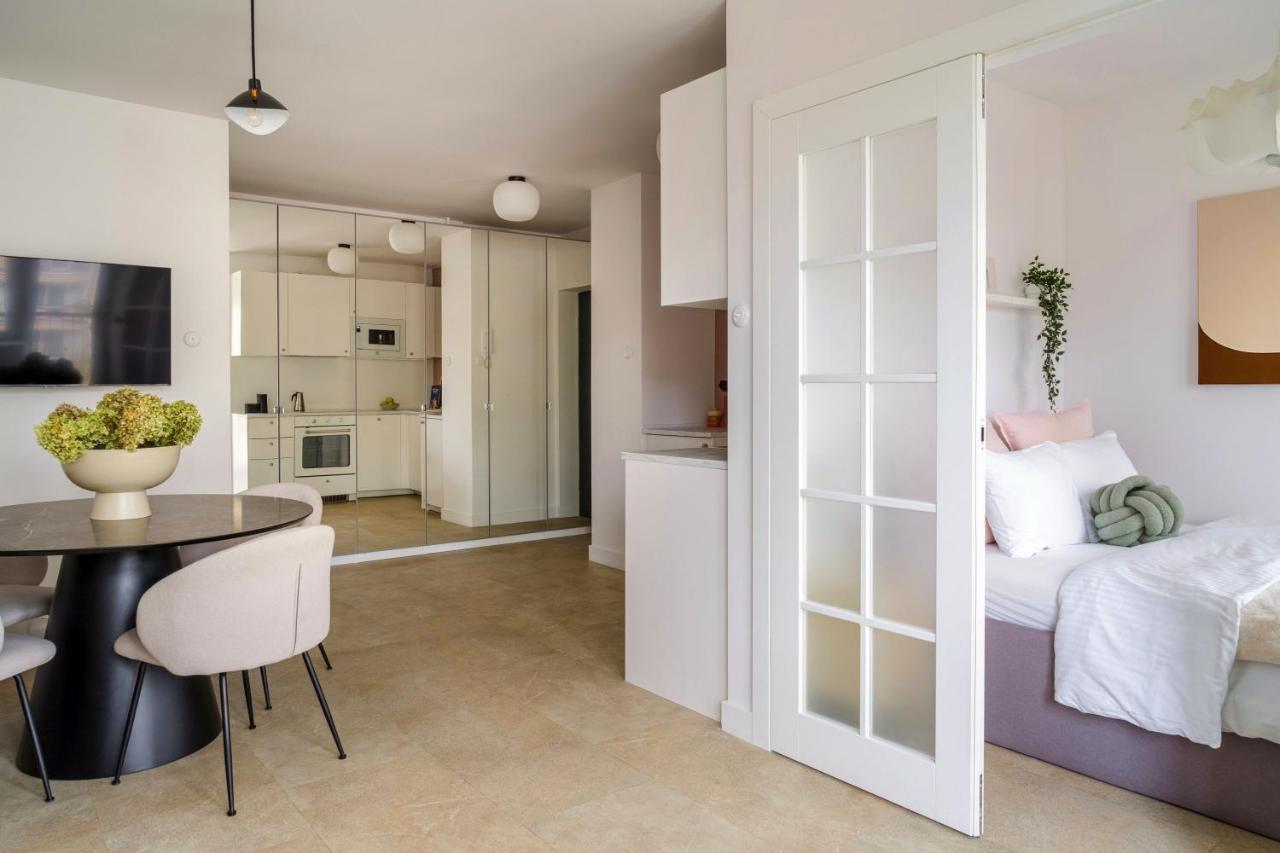 Warsaw Concierge Waszyngton Lounge Apartment Ngoại thất bức ảnh